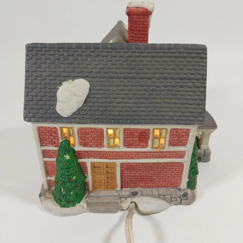 vintage 1995‎ Christmas village Inn